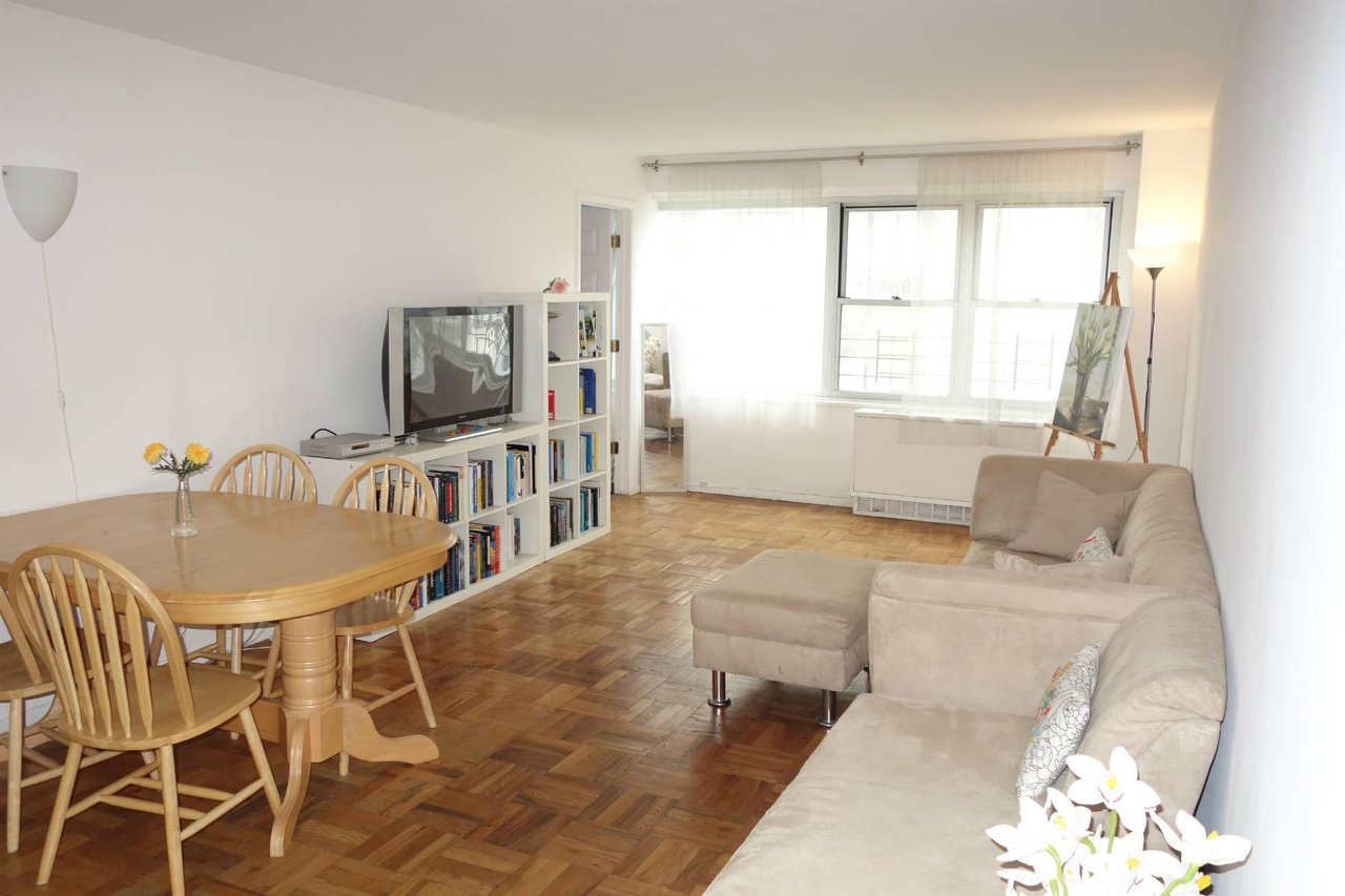 301 EAST 75 STREET #10F