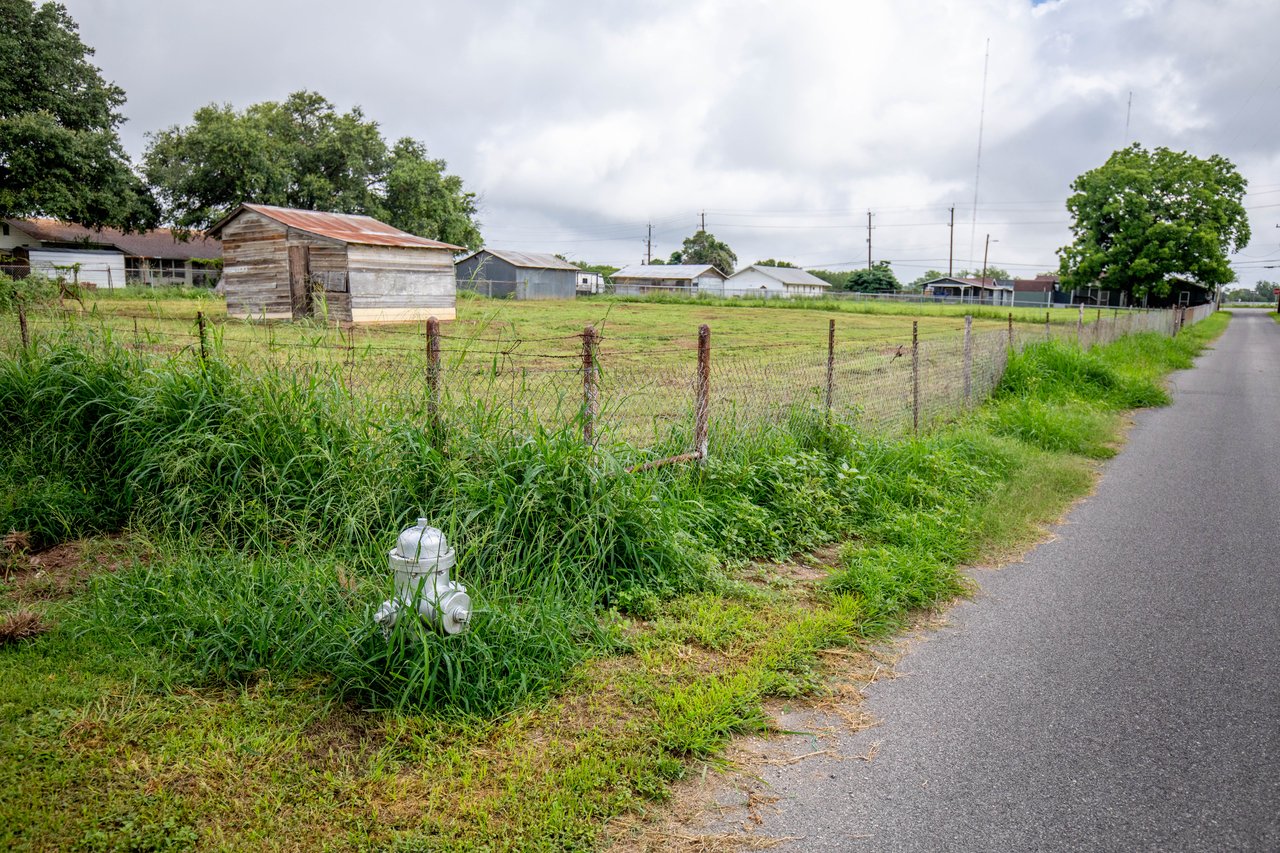 0.43± Acres | 3349 & 3379 Mack Dr | China Grove, Bexar County, TX