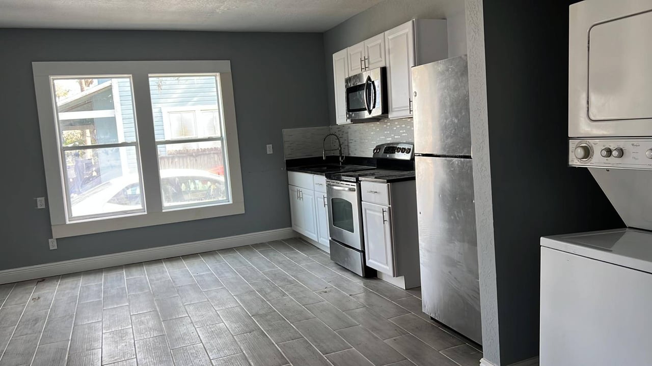 115 Bellevue Ave