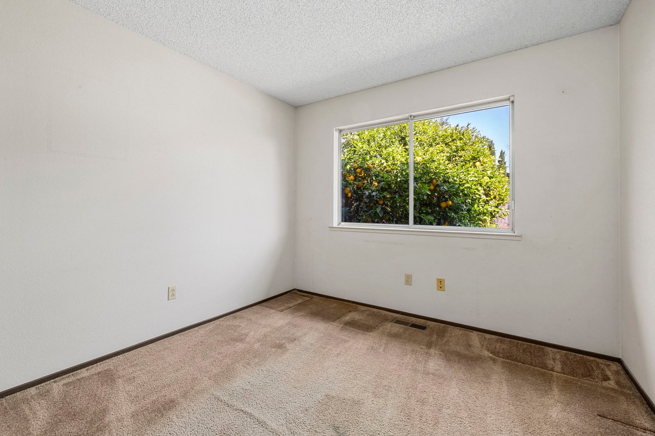 Charming Single-Level PUD in Petaluma’s Sought-After Morningstar Community