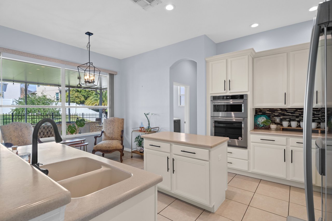 619 Largovista Dr