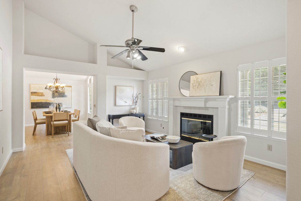 2964 Ridgeview Dr