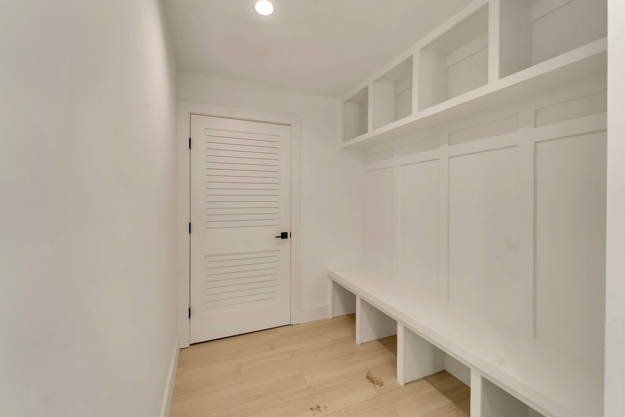 432 Stillwell Avenue B