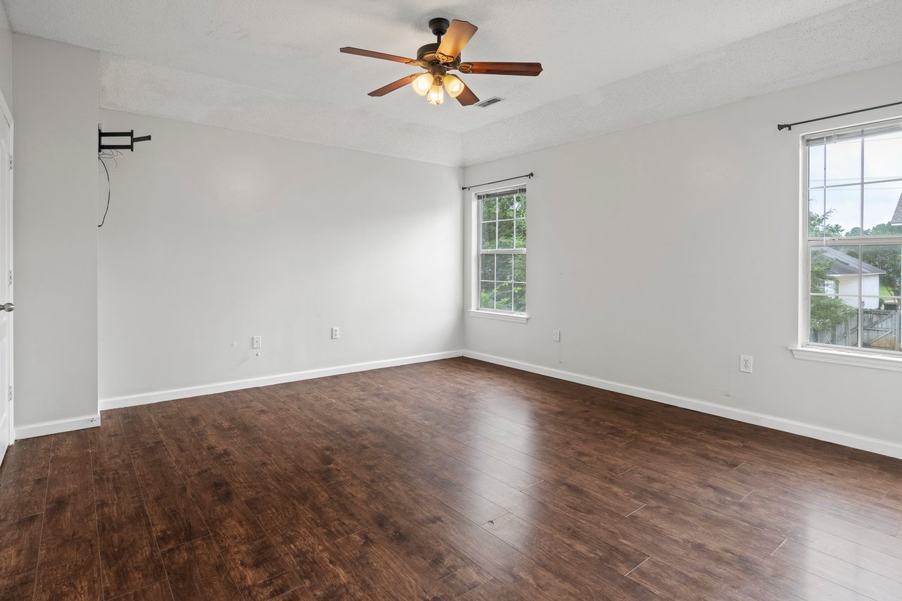 MADISON CITY SCHOOLS! 3 Beds Plus Bonus!
