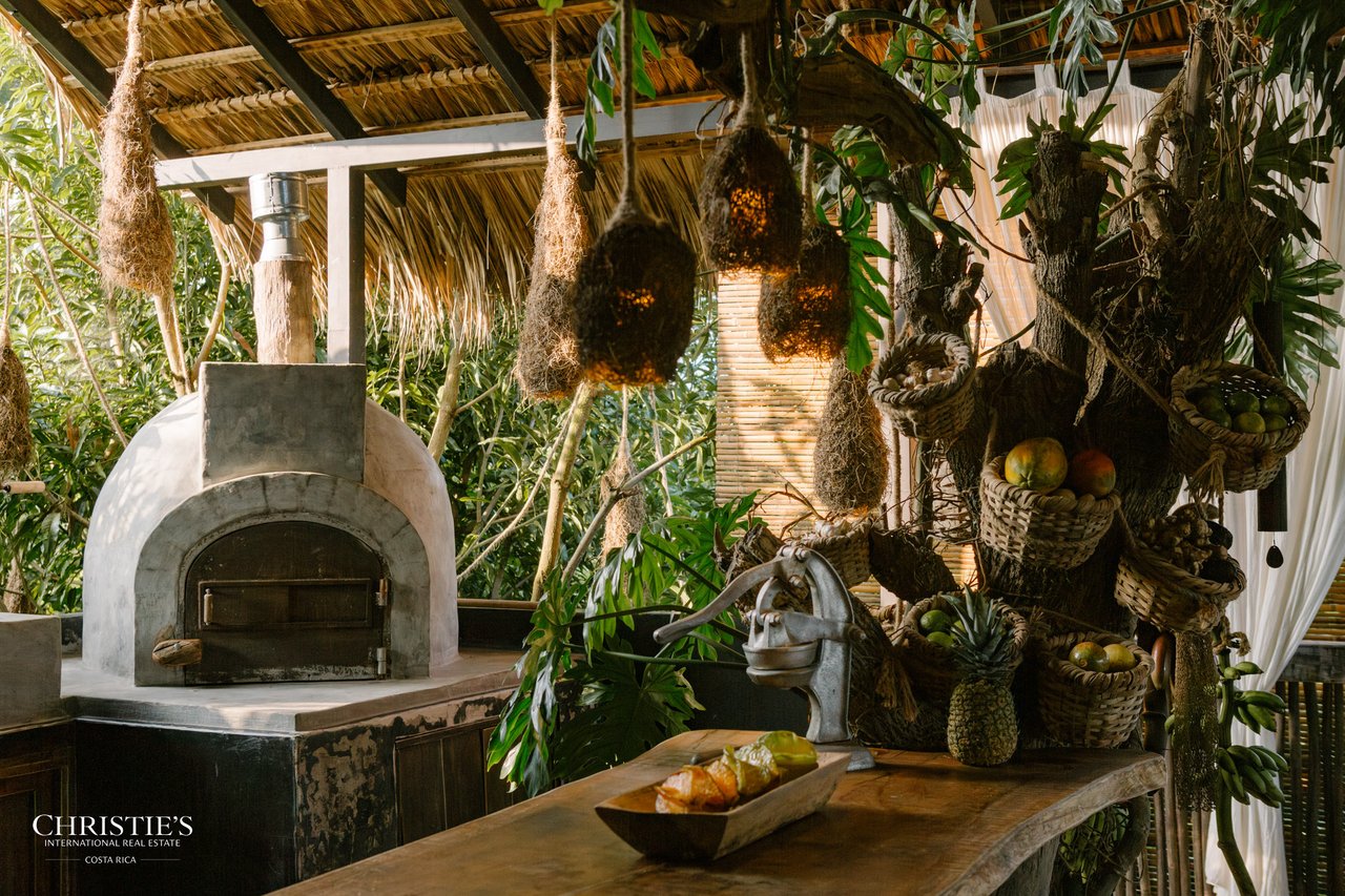 Villa Animales – Luxury Jungle Sanctuary