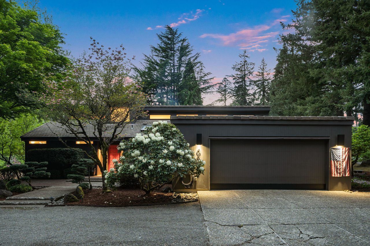 682 S PALATINE HILL RD