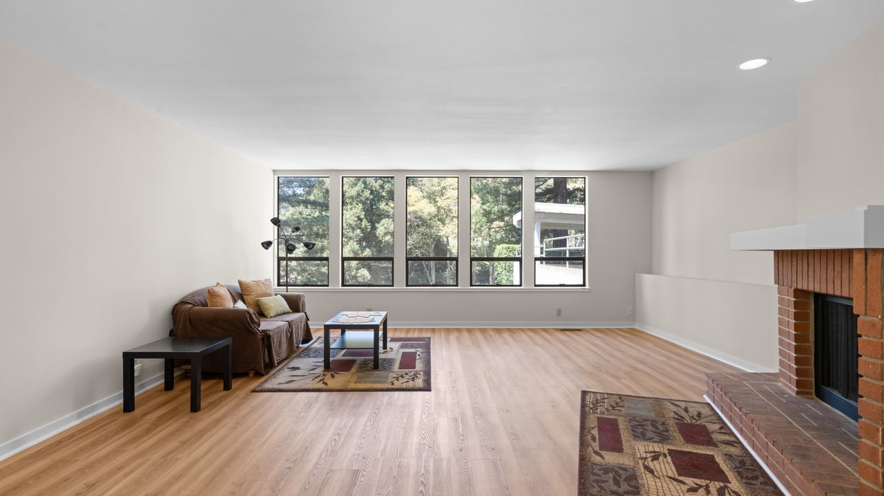 Private Listing