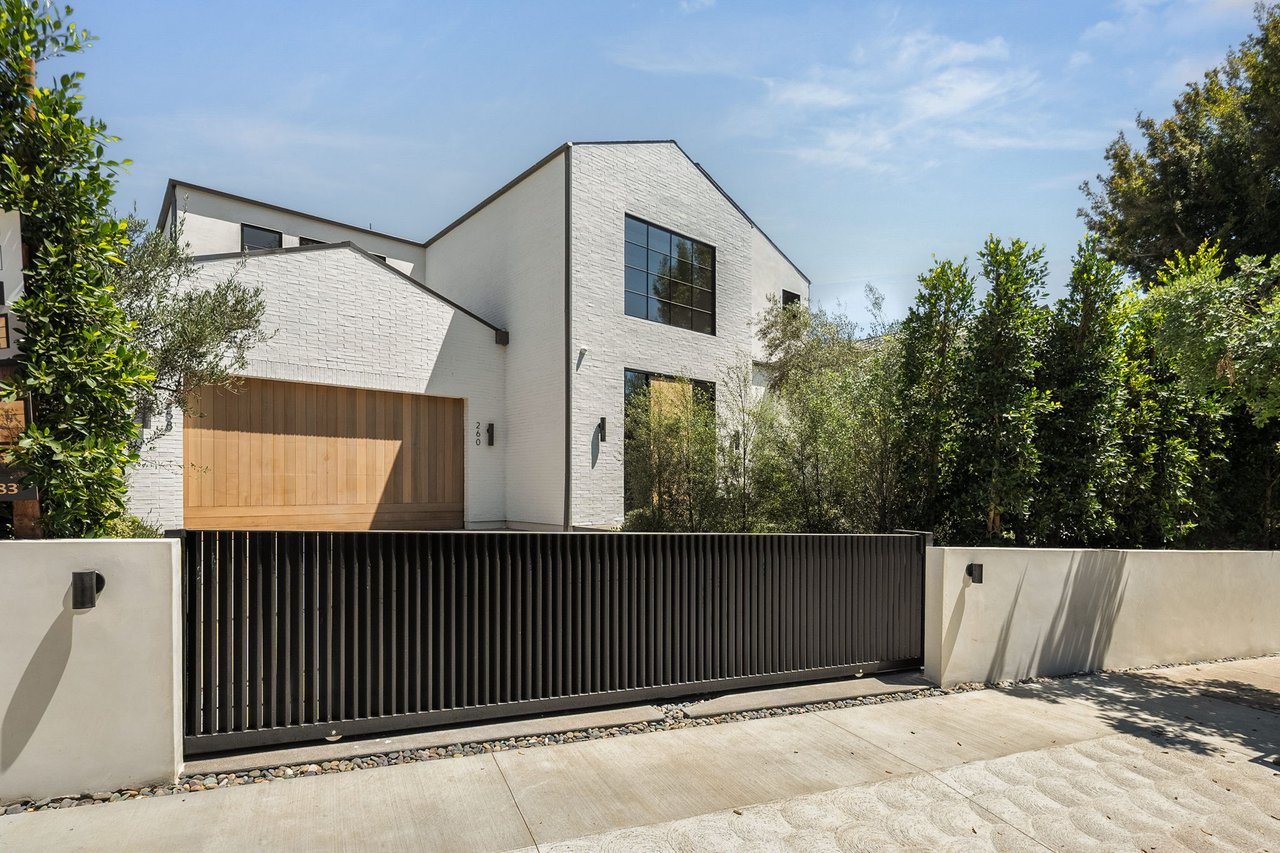 258 Barlock Ave