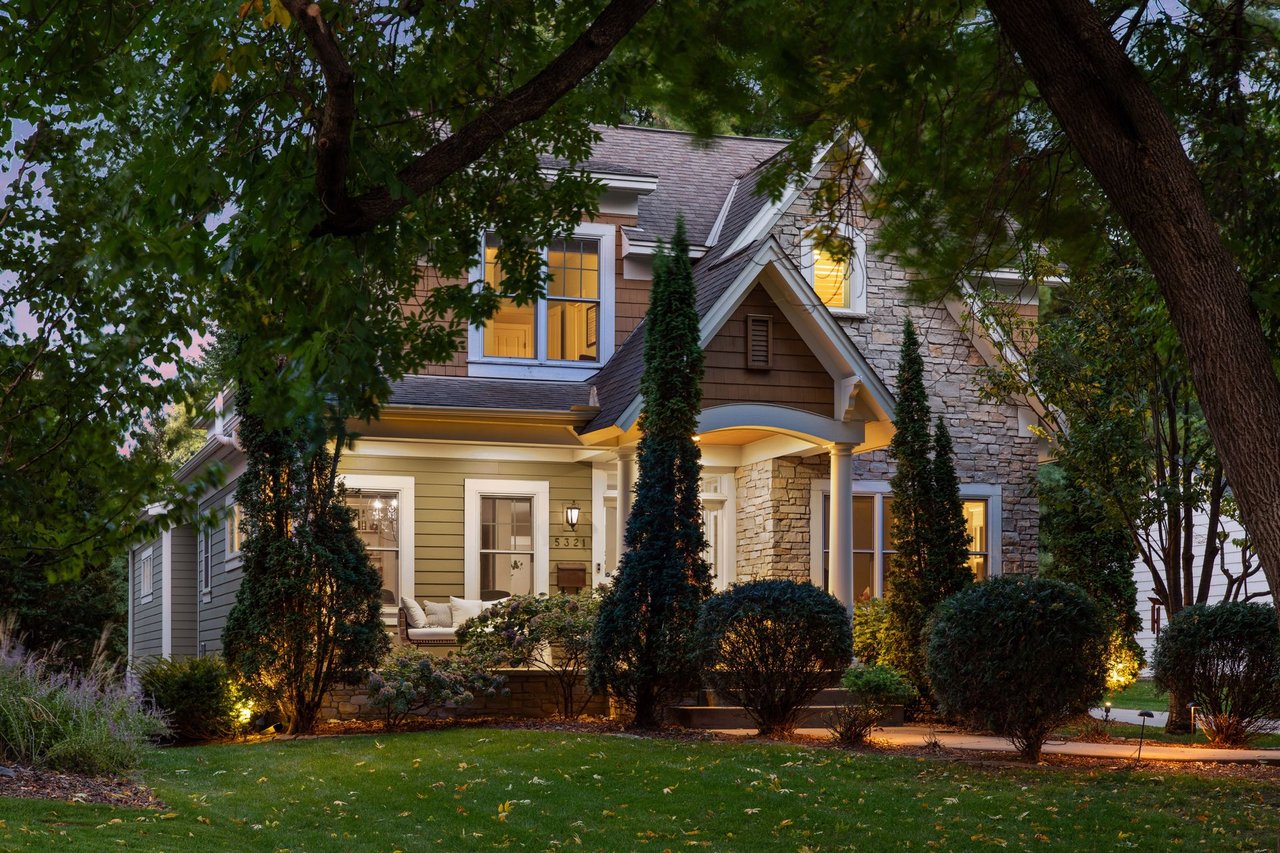 5321 Halifax Ave S, Edina