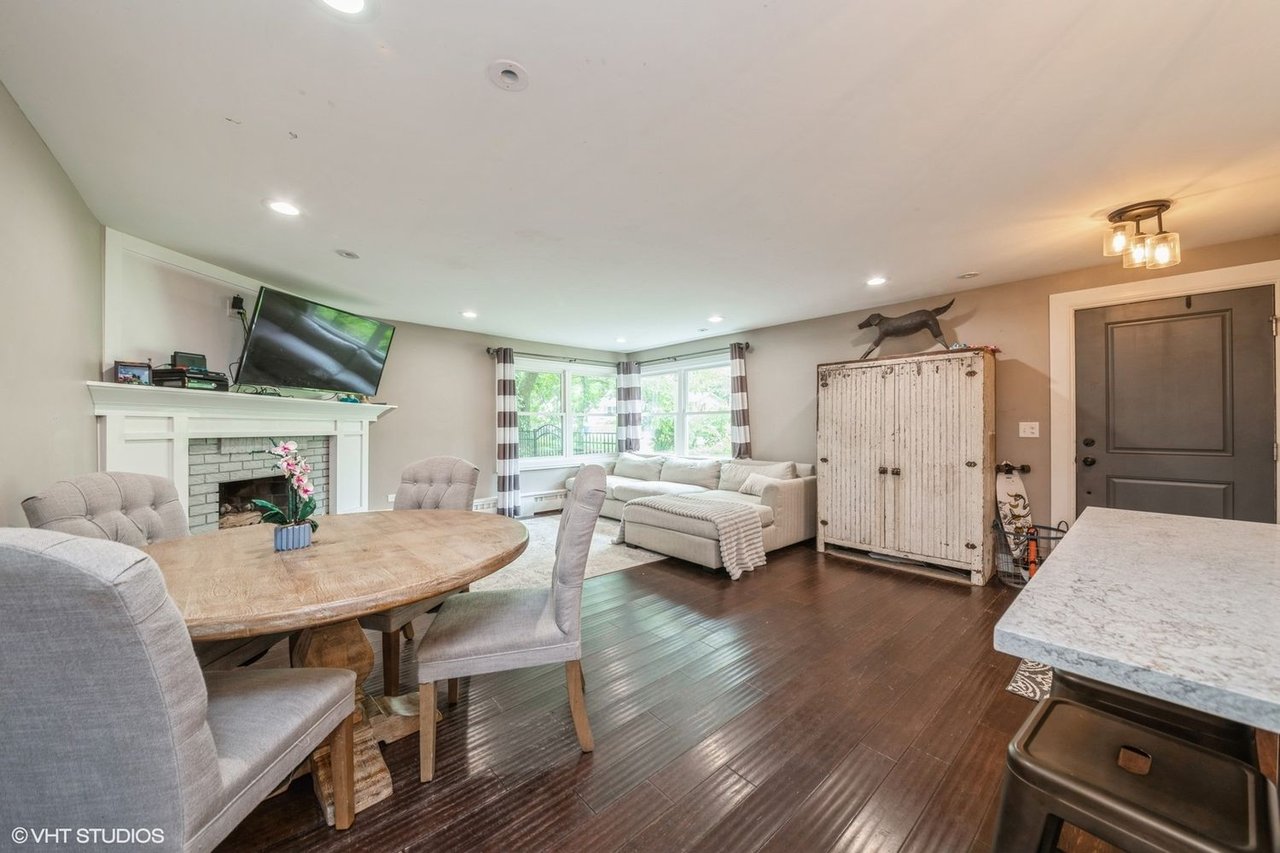 1715 Chesterfield Ave