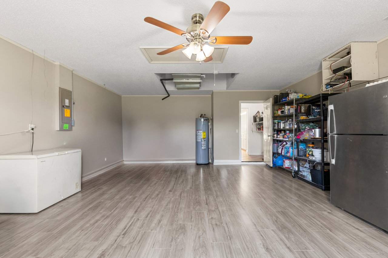 9917 NELSON RD