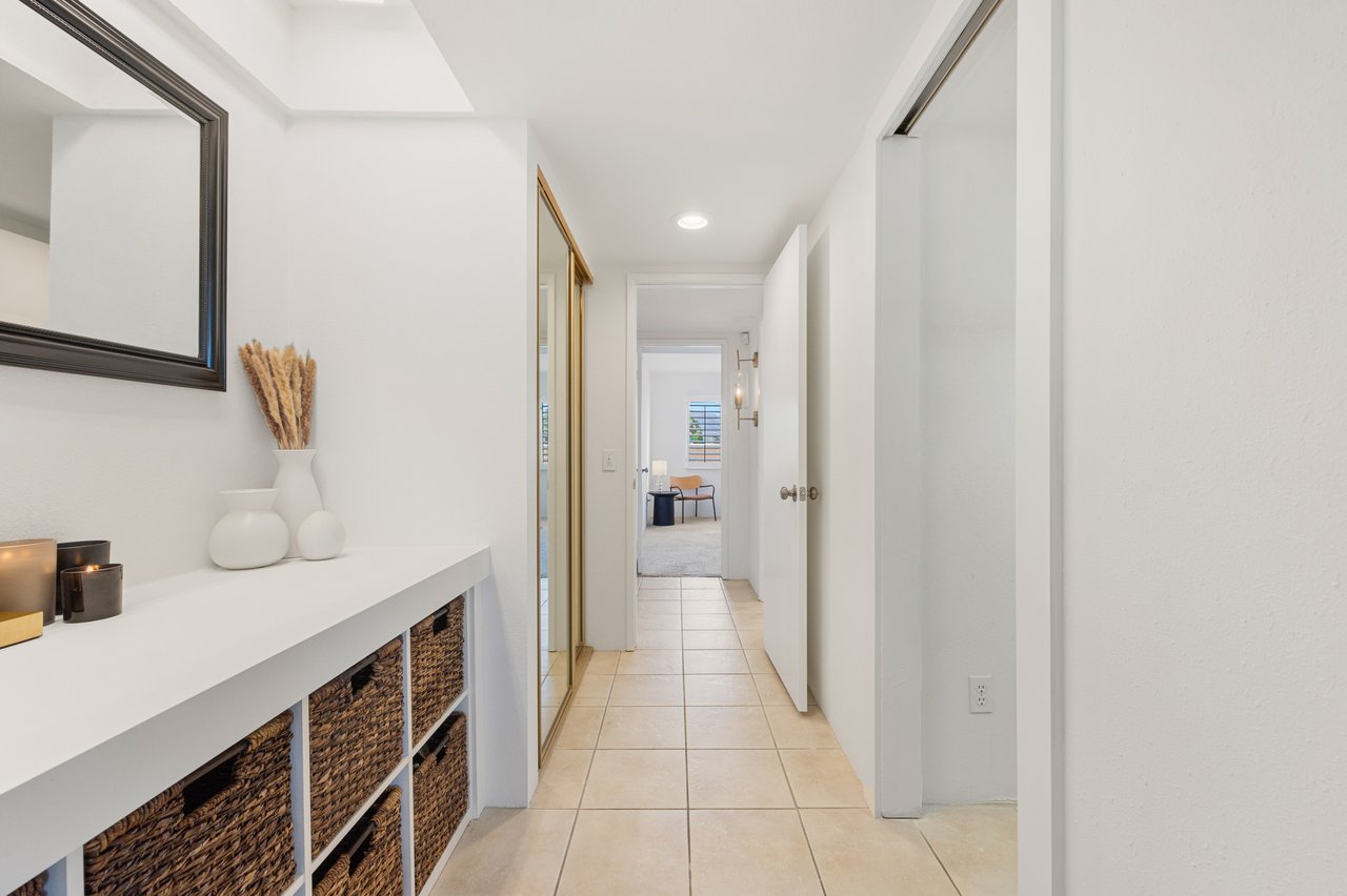 1041 S La Verne Way