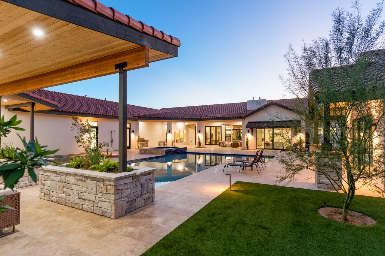 12612 E Mountain View Road