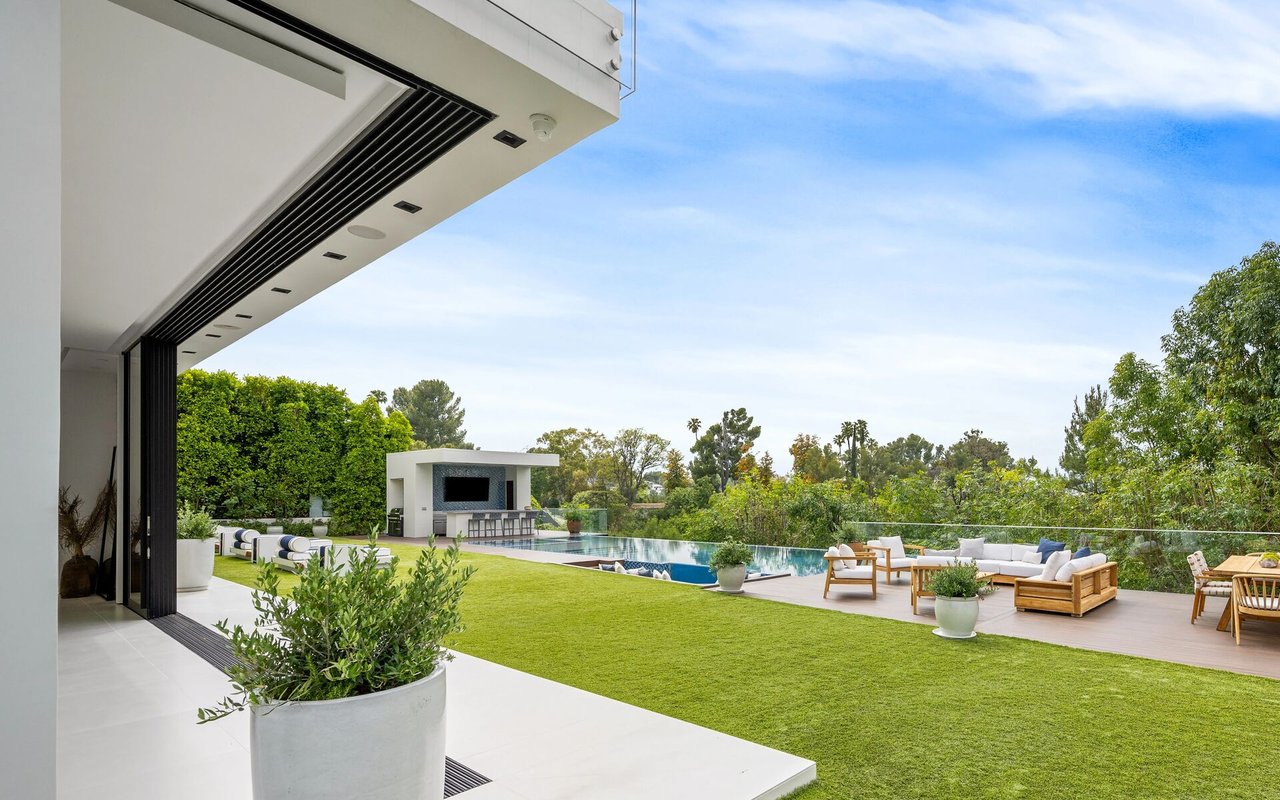 Tips for Younger Homebuyers: How To Make Your Dream a Reality