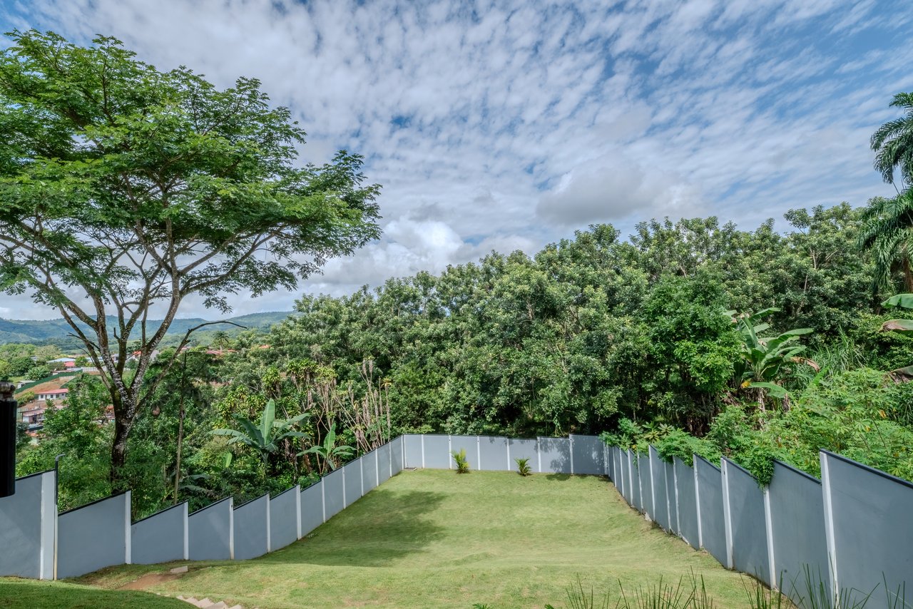 Mordern Home in Pérez Zeledón | 3 bedroom, 2 bathroom 