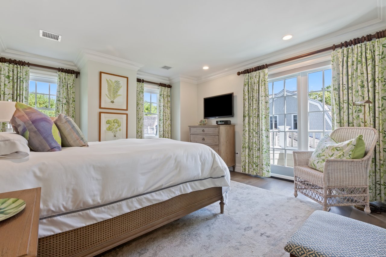 Spectacular Oyster Harbors Estate