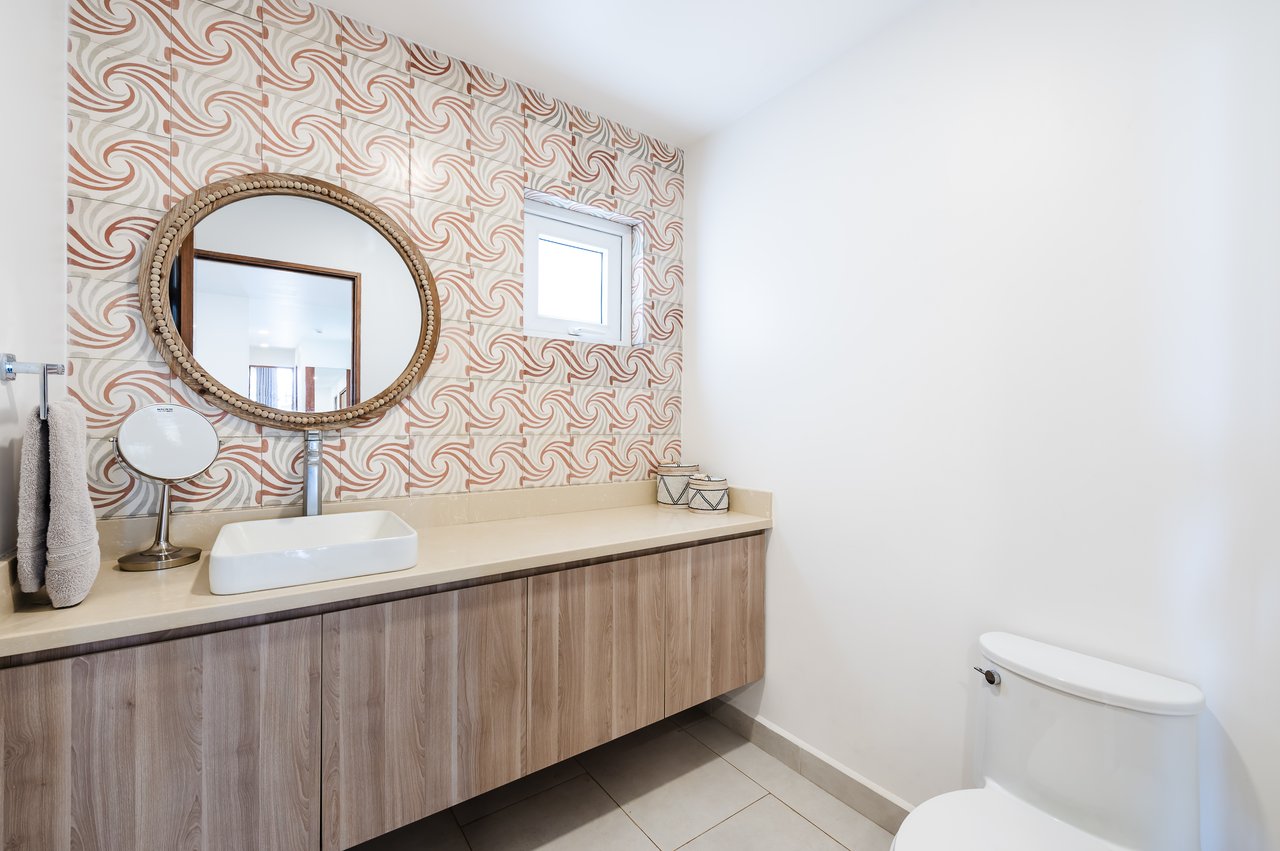 Penthouse 32 | Luxury Ocean-View Condo at Peninsula Langosta