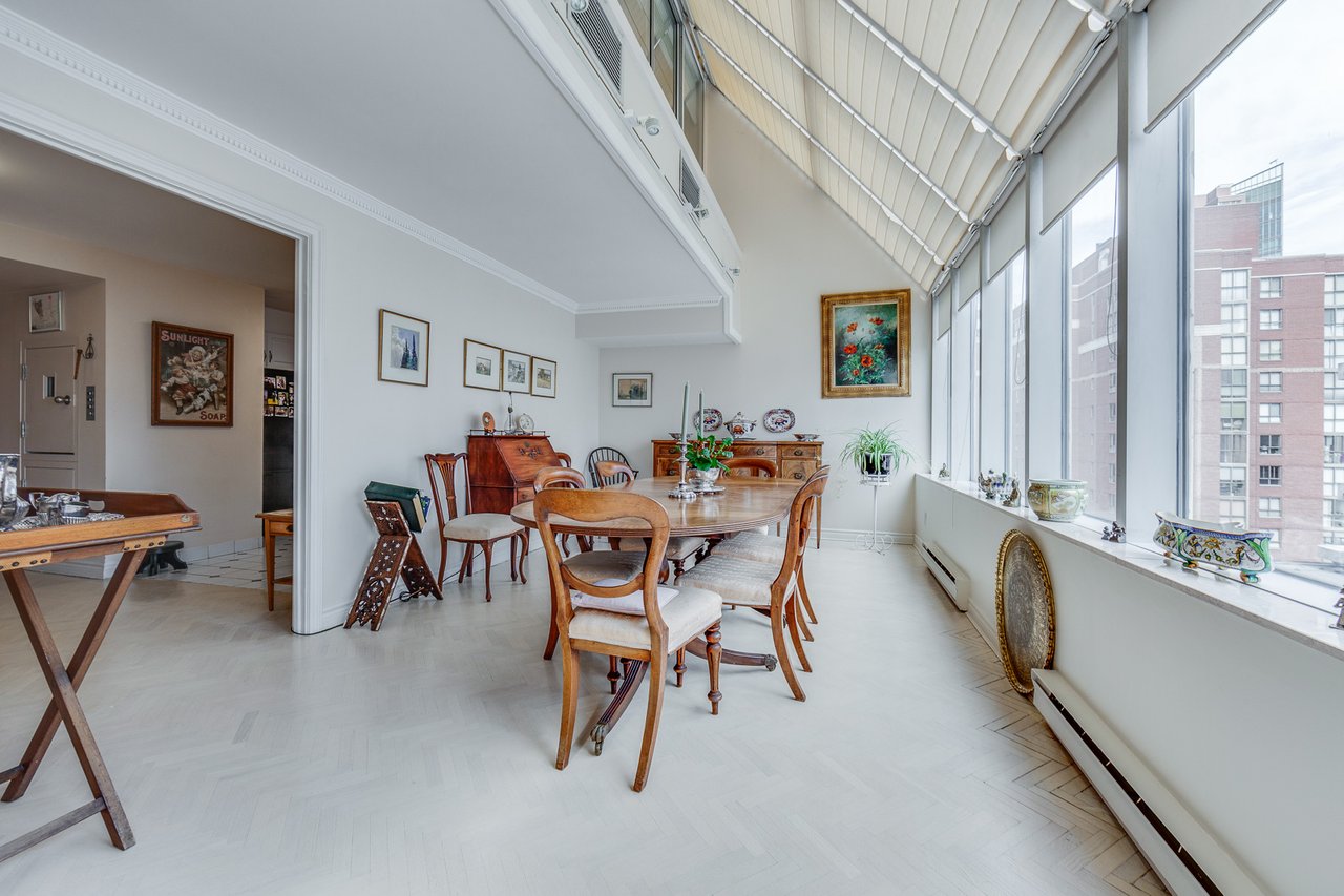 The South Penthouse at Lombard Court