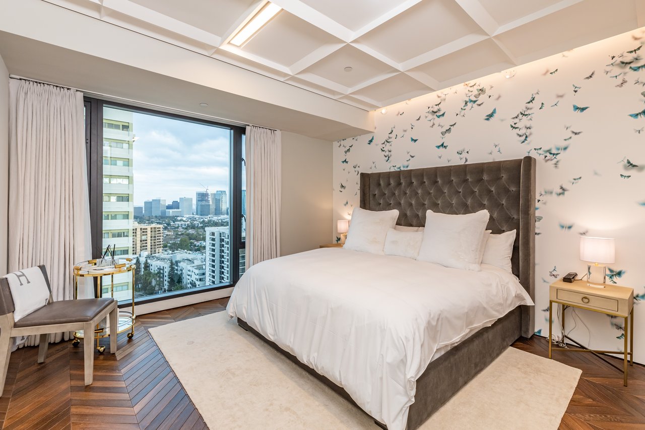 10727 Wilshire Blvd Unit: 1805, Wilshire Corridor