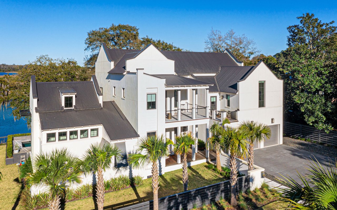 For Sale – Mount Pleasant Homes