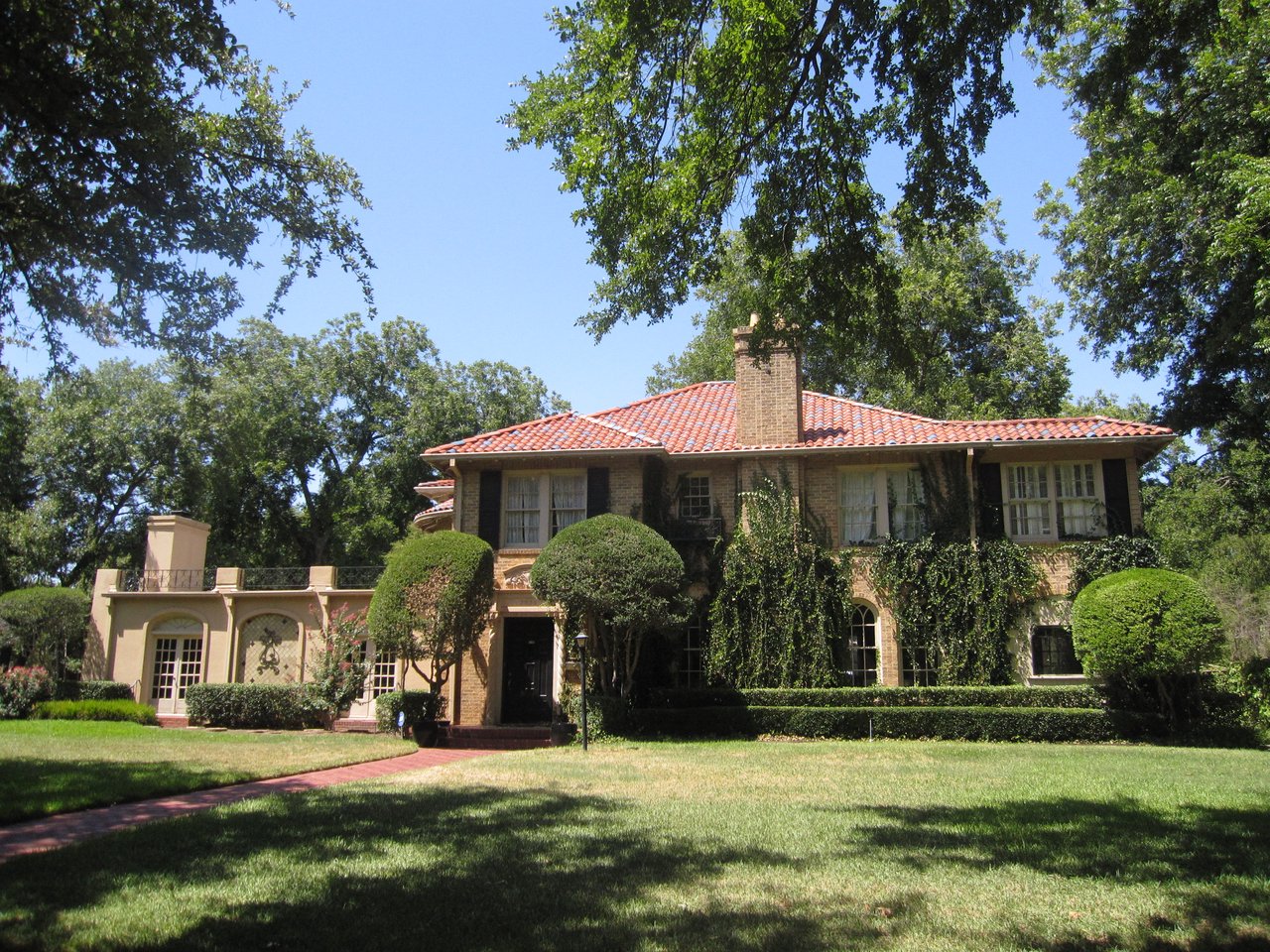 2024 Berkeley Drive