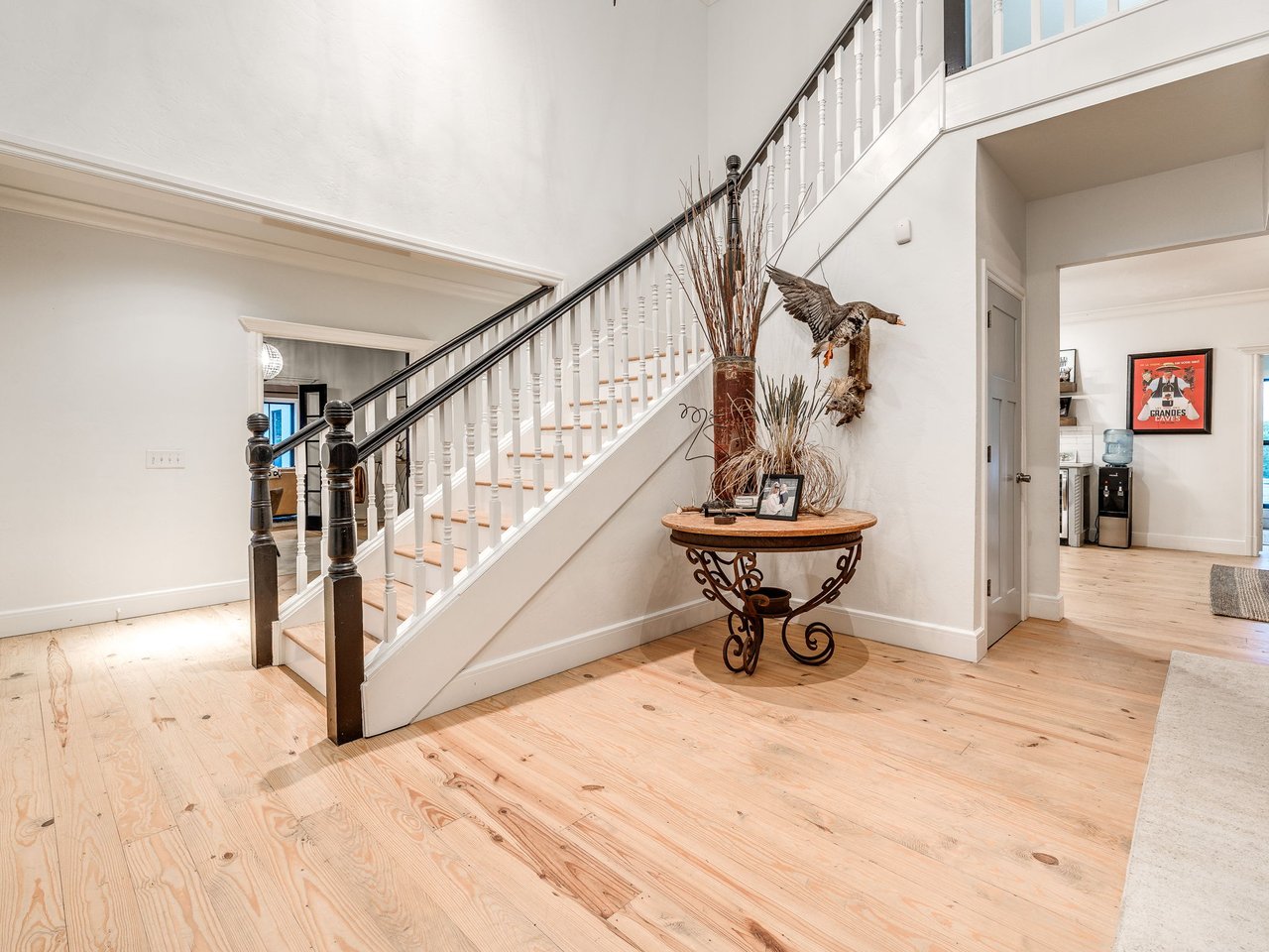 LISTING OF THE WEEK • OKLAHOMA LUXURY  Five Acres. Four Bedrooms. Zero Compromises - 13500 Three Oaks Dr Jones, Oklahoma - Wyatt Poindexter - The Agency Oklahoma 