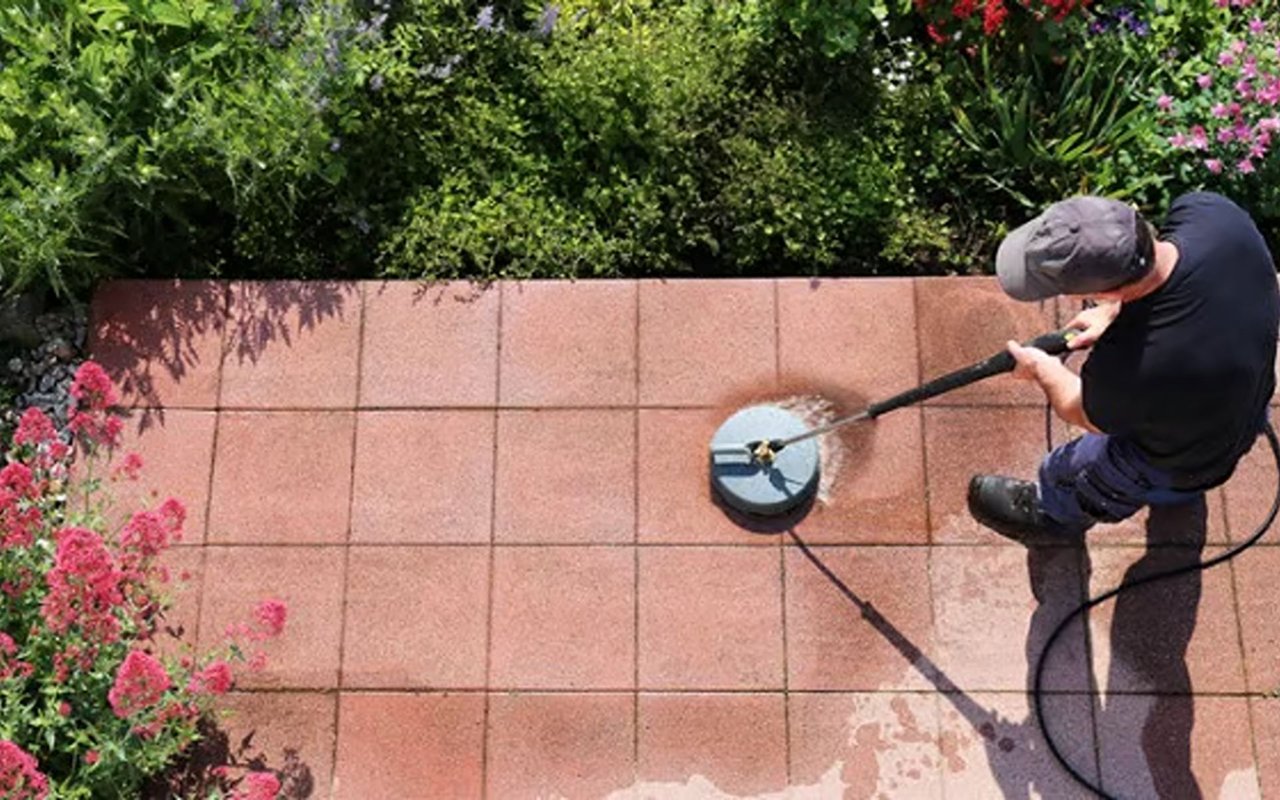 4 Summer Home Tasks For Your To-Do List