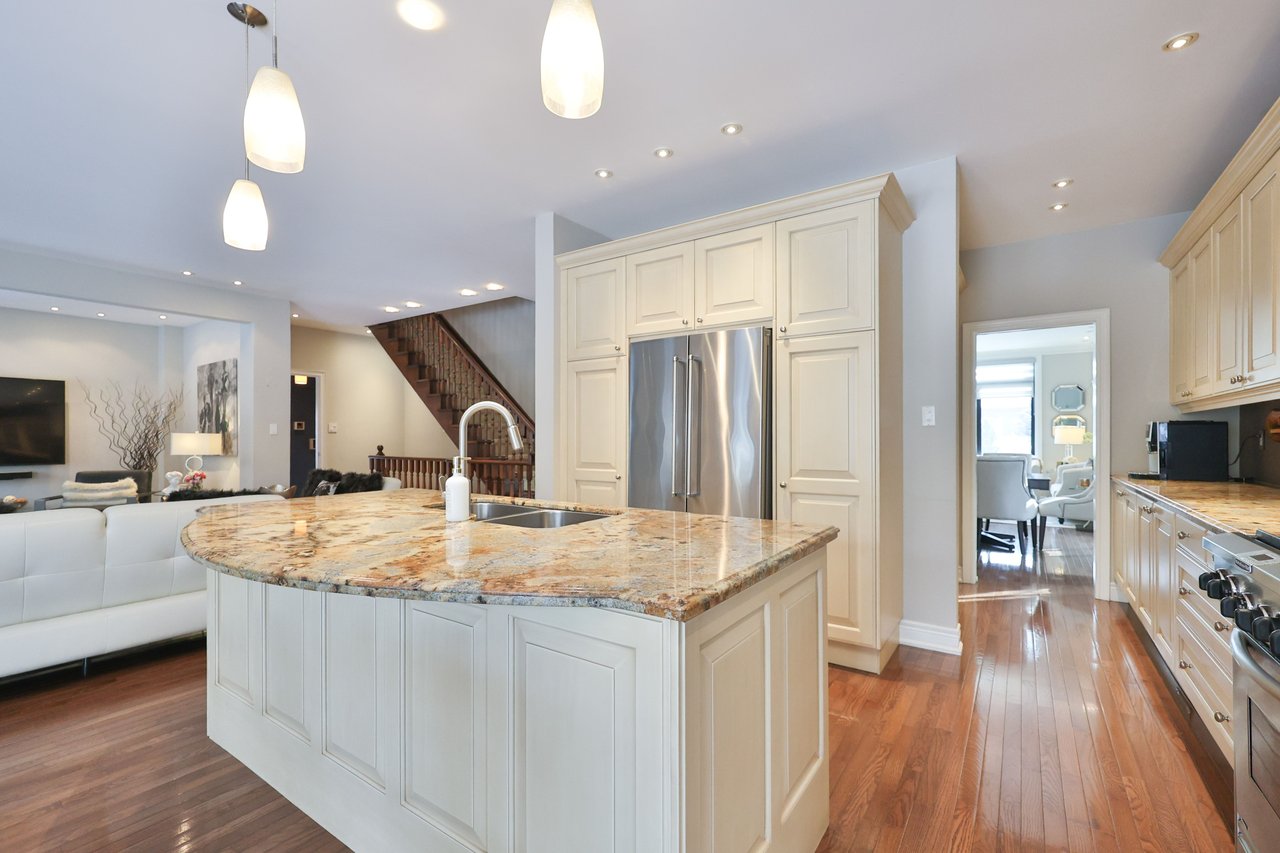 469 Stratford Road, Oakville