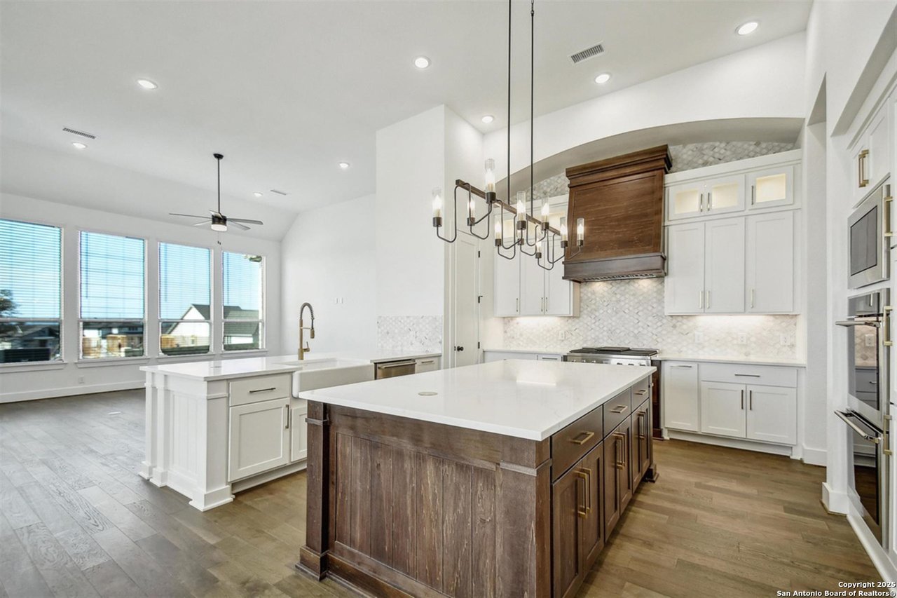 409 Dulce Vista
