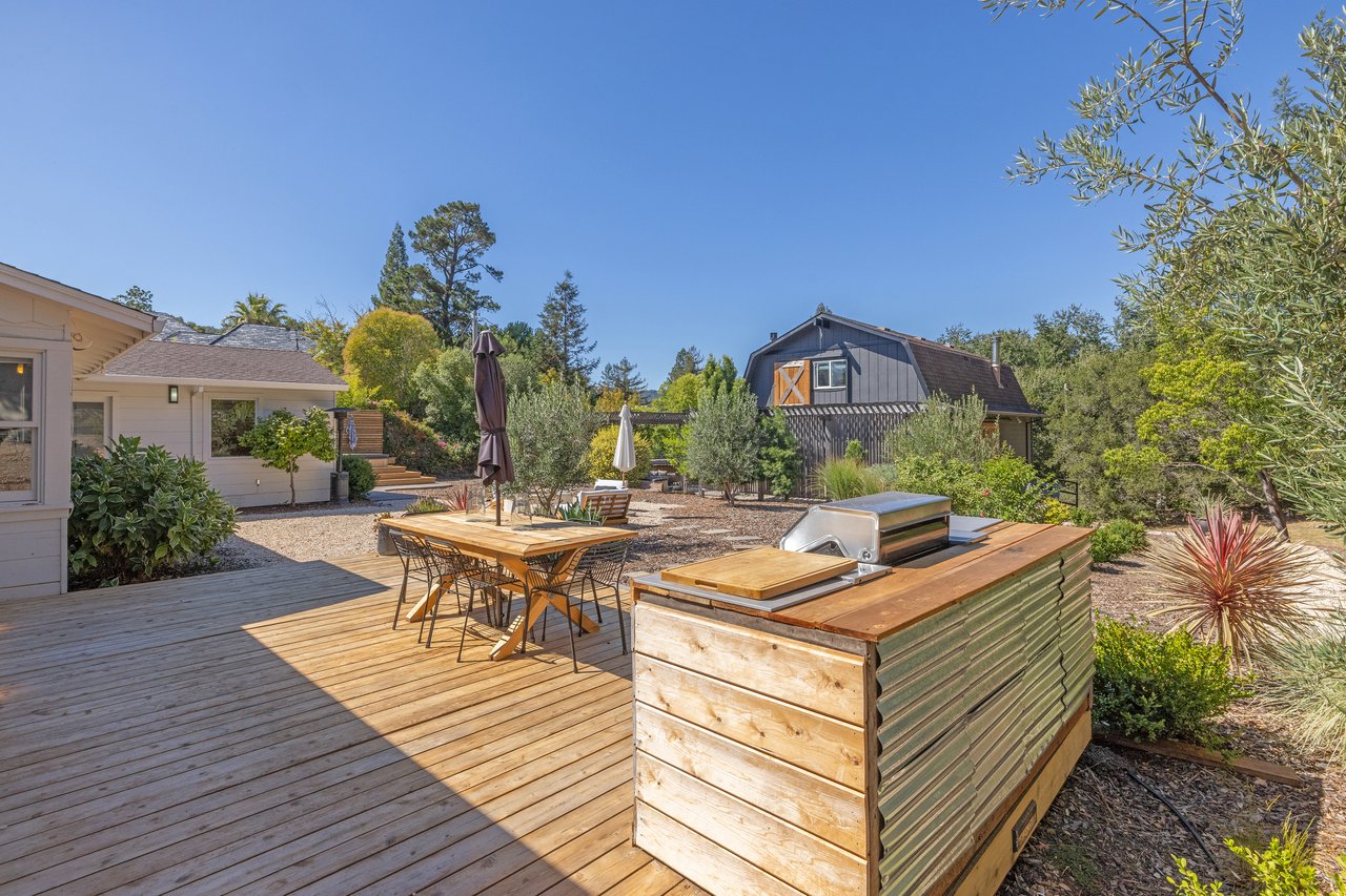 139 Deer Hollow Rd