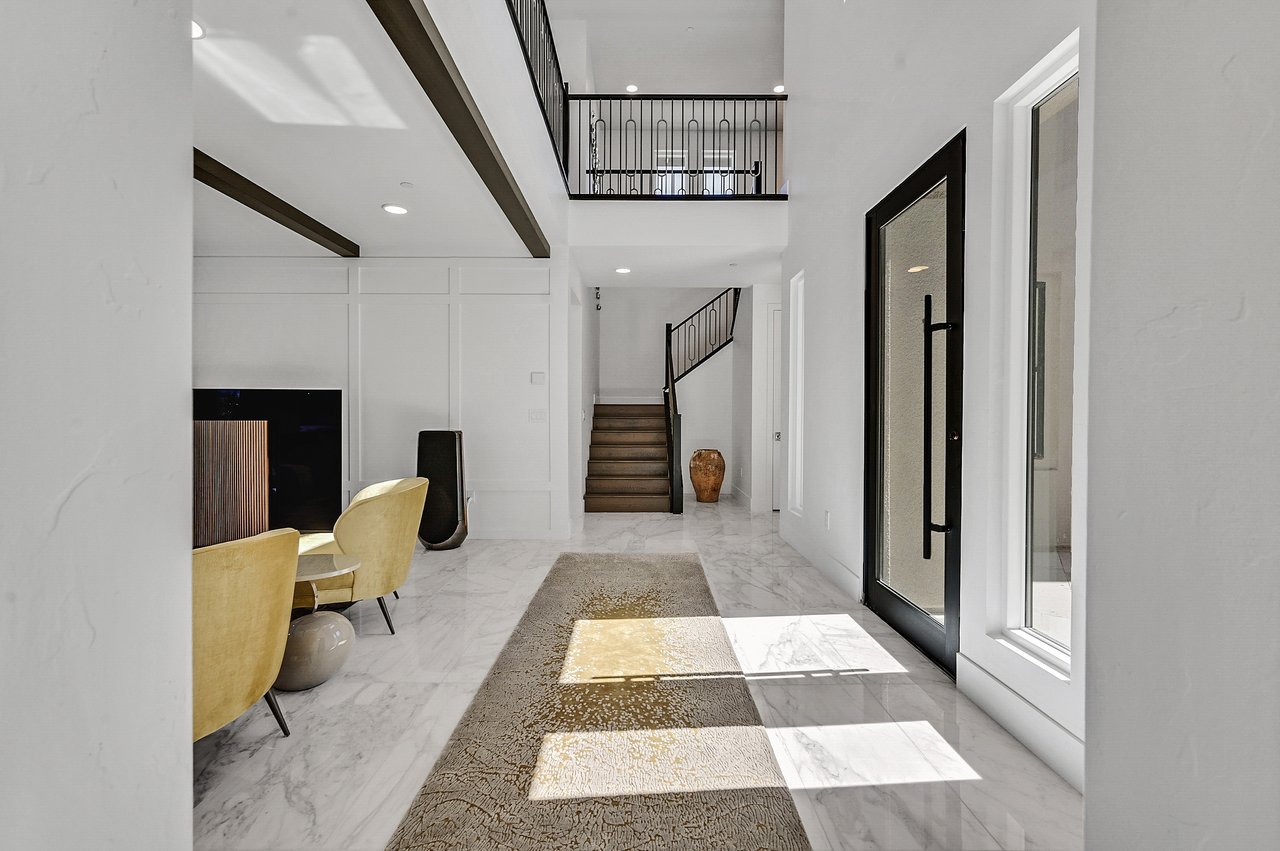 12070 Granite Canyon