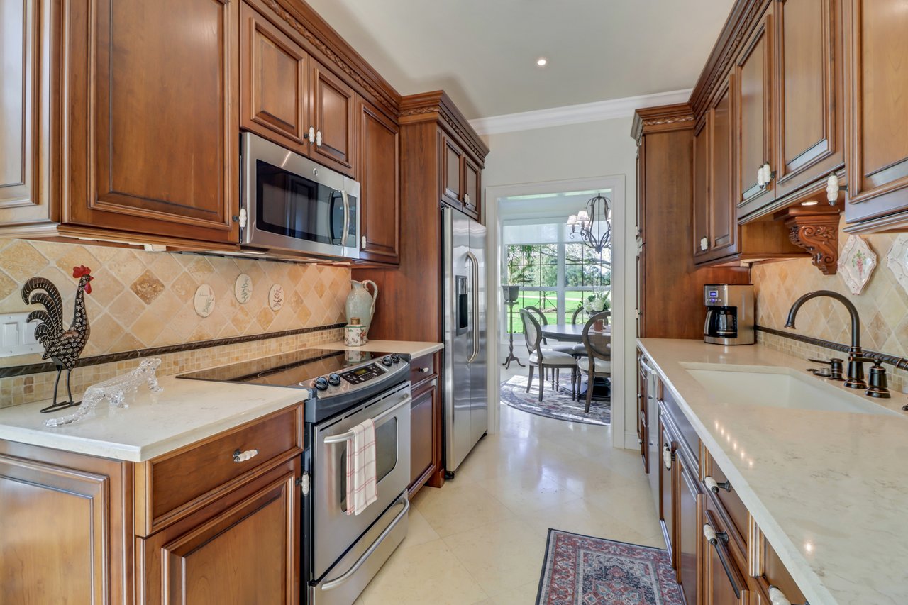 97 Silver Oaks CIR # 2101