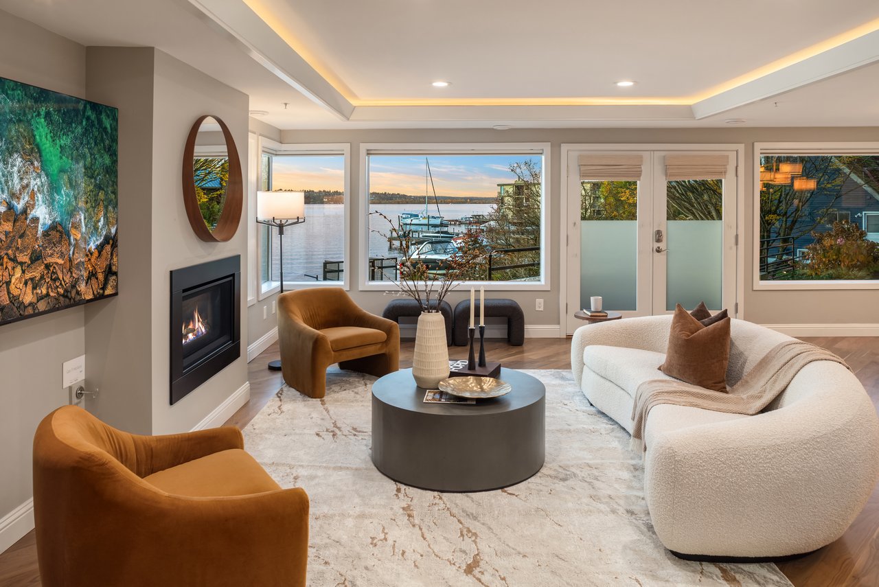 4511 Lake Washington Boulevard NE Unit: 2