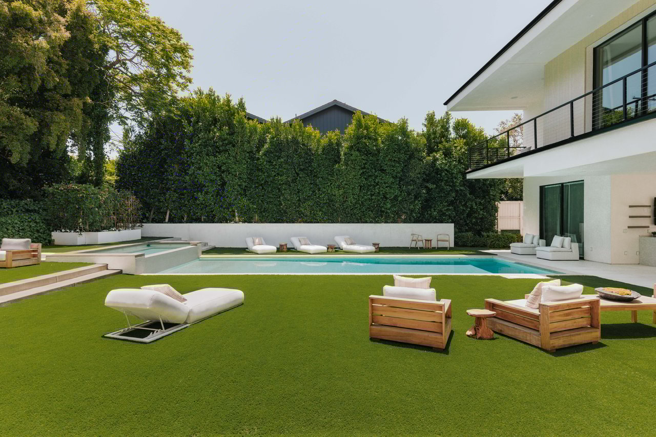 260 S Canyon View Dr