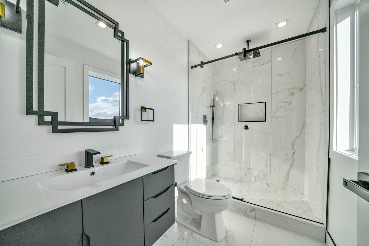 428 6th Street Unit A