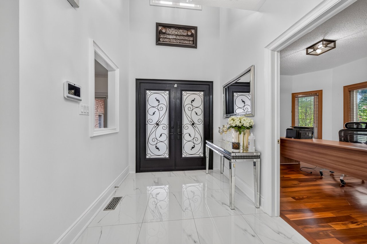 785 Quantra Crescent