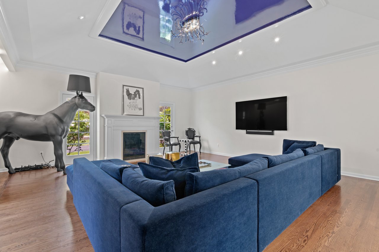 345 Woodridge Road