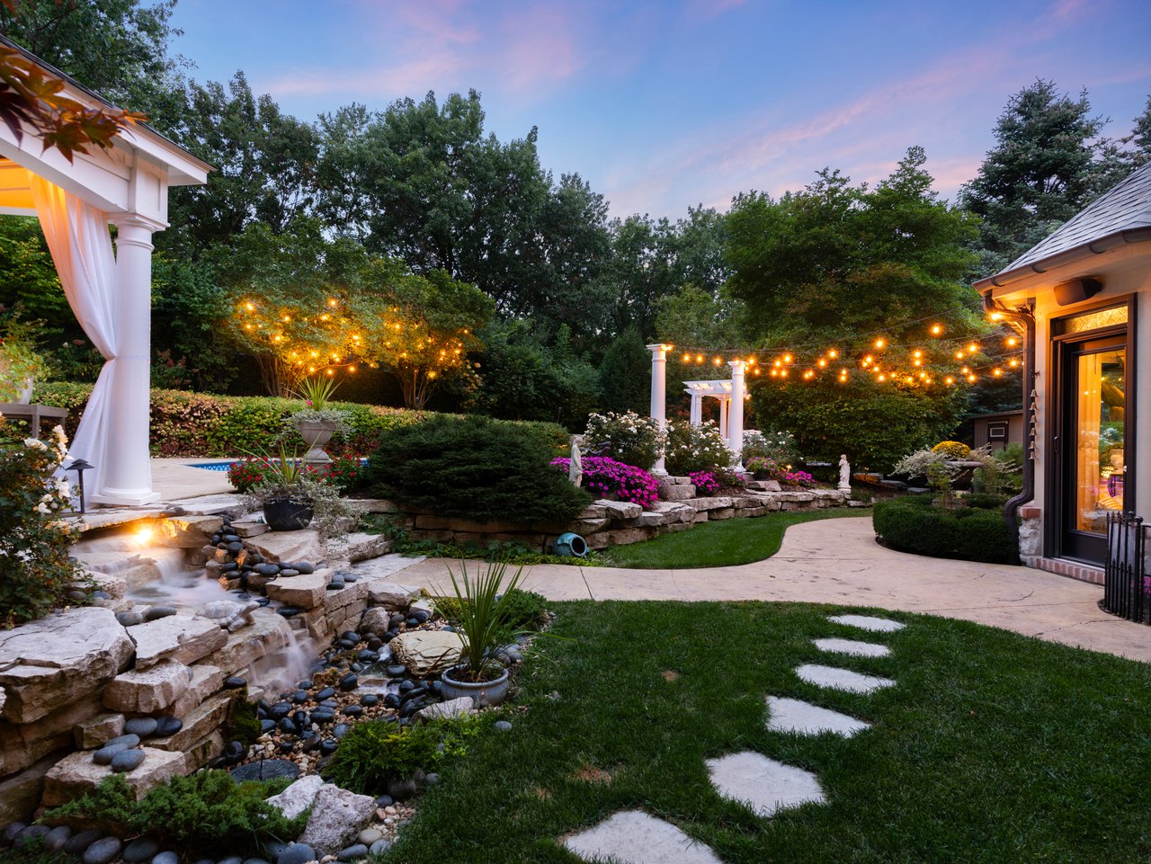 38W507 Fairway Drive, St. Charles