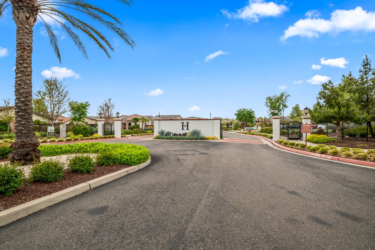 5624 Los Reyes Lane