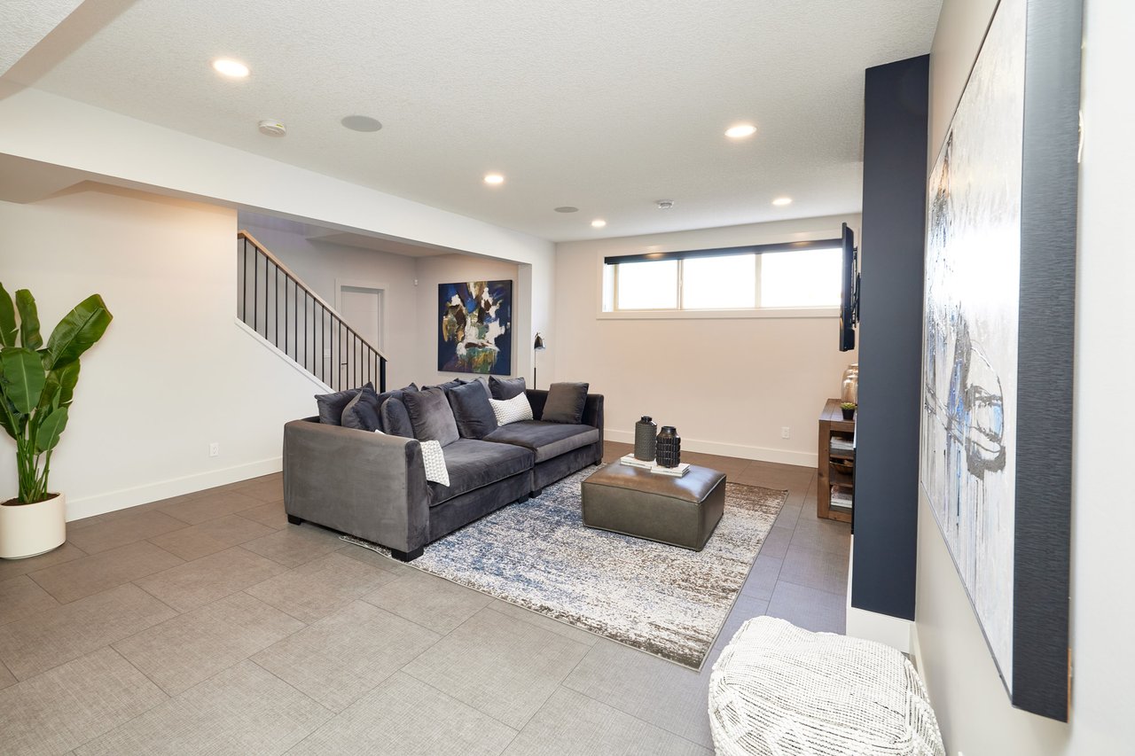 218 Aspen Summit Place SW