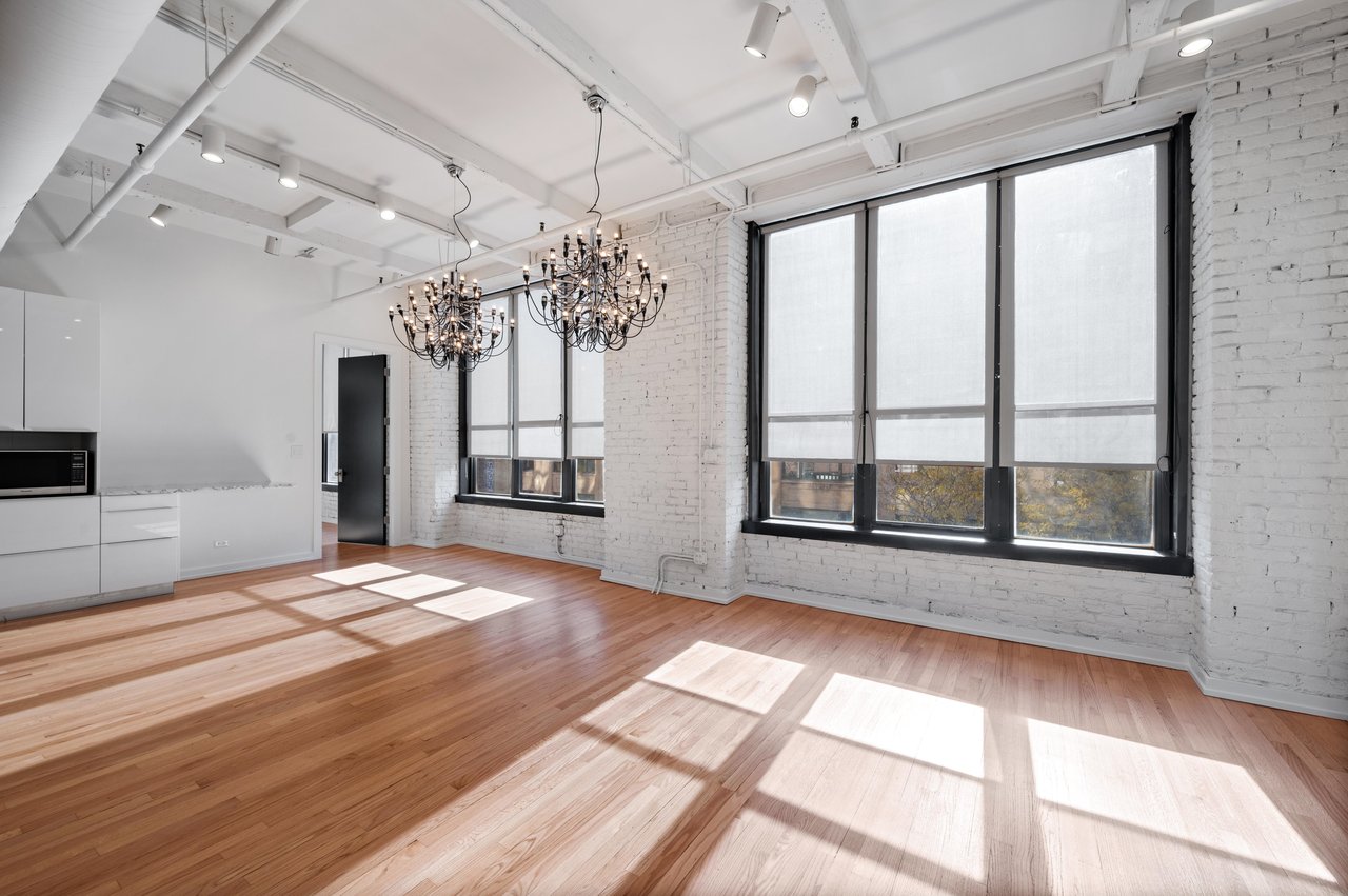 900 West Jackson Boulevard Unit 3W 