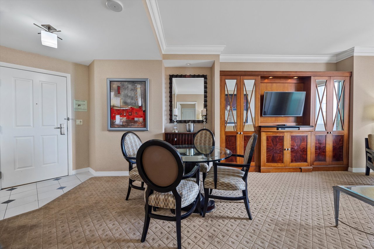 125 East Harmon Avenue 3520