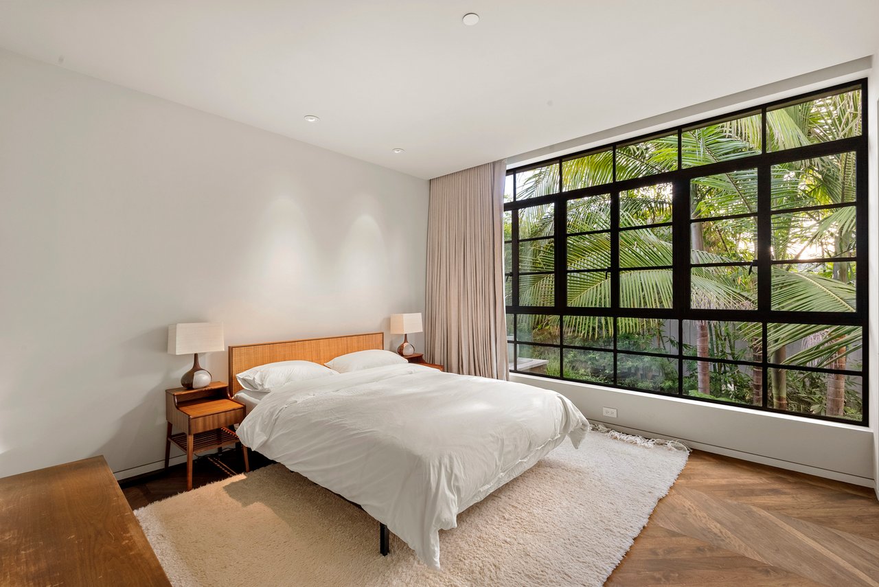 634 Milwood Ave, Venice 