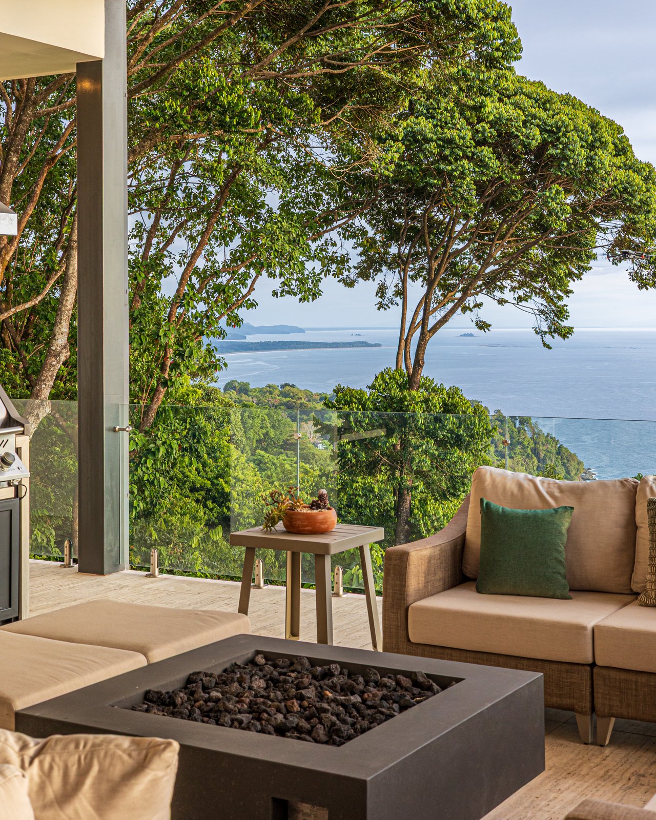 Luxury Estate in Escaleras - Incredible Ocean Views 5.5 Acres