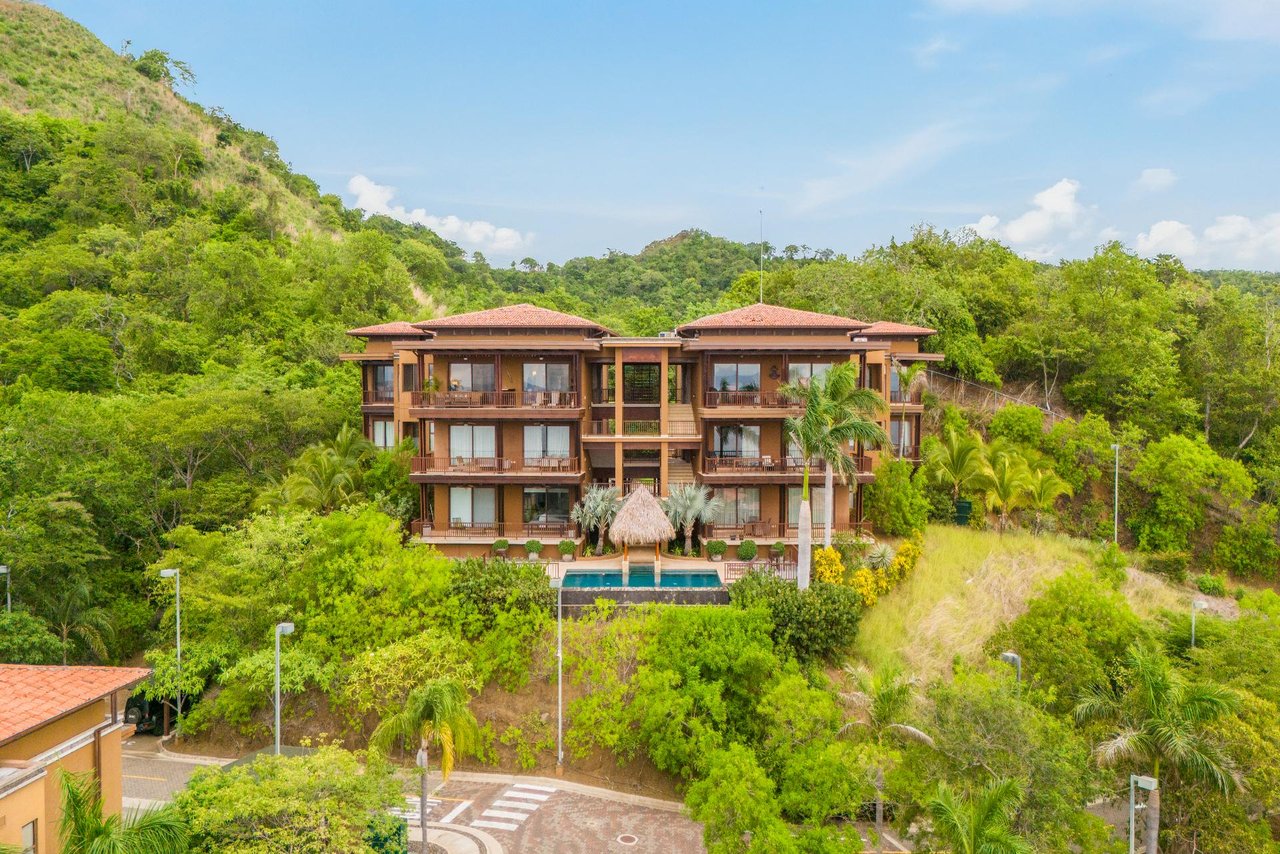 Azul Paraiso 8C, Luxury Ocean View Condo with Panoramic Papagayo Gulf Views