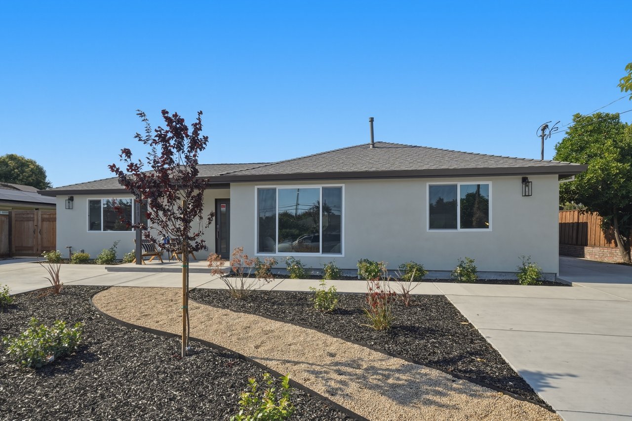 3111 Humbolt Avenue