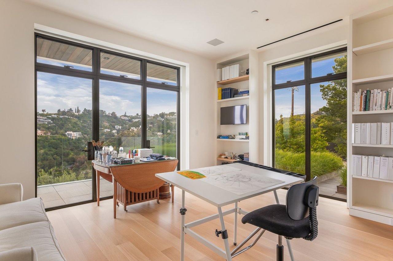 9966 Beverly Grove Dr