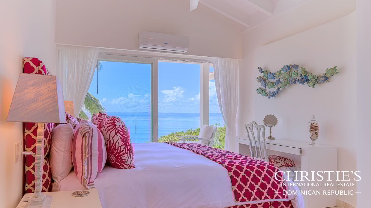 Luxury Ocean View Villa in the Puerto Bahía Resort Community