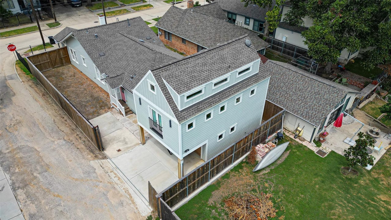 532 Granberry St