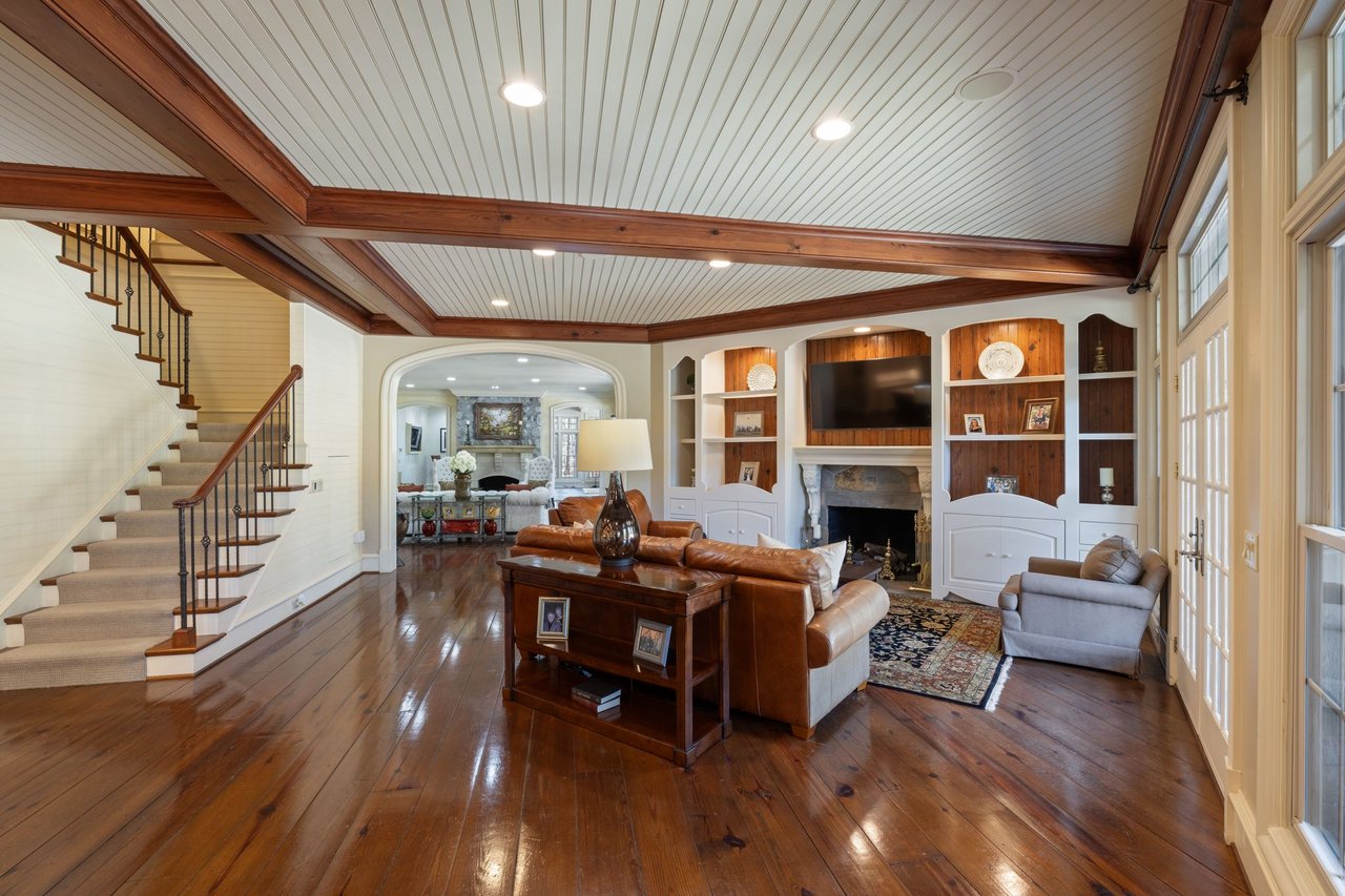 525 Lake Lynn Road